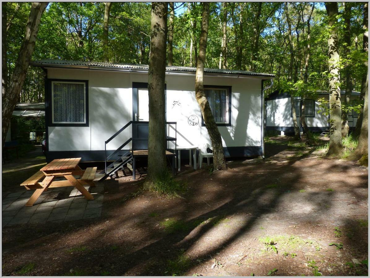 Ddr Bungalow Direkt Am Strand Auf Rugen Dranske Exteriér fotografie